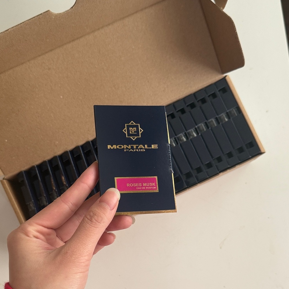 *SALE* Montale Roses Musk Sample Vial Set [BULK]